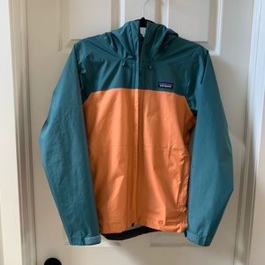 Patagonia Torrentshell Rain Jacket, size small